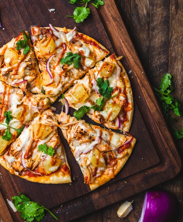 Wholemeal flatbread with fresh toppings